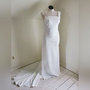 NWT Asymmetrical Spaghetti Strap Wedding Gown With Train